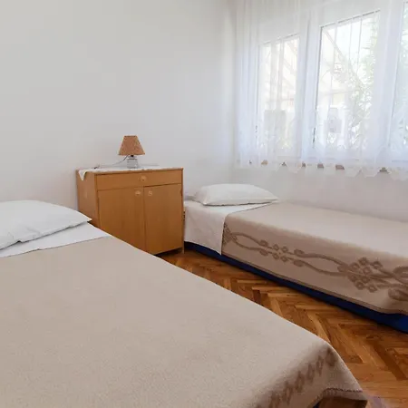 Apartamento In 5472