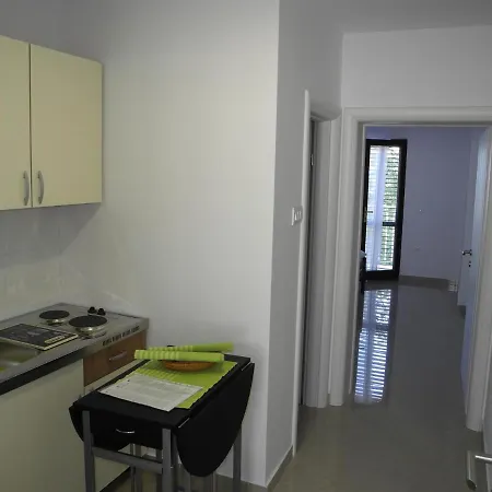 In Crikvenica 30464 Apartment